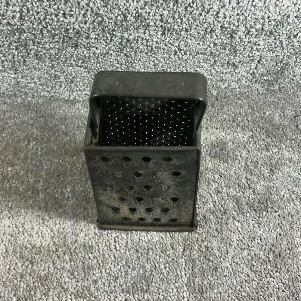 Bromco Box Grater Silver Vintage Metal 4-Sided Handheld Kitchen Tool OS